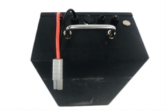 Bộ pin Lithium EV thực tế ổn định Hộp hợp kim nhôm màu đen mờ