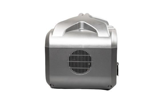 UL / CE được phê duyệt 576Wh AC Output Power Sạc nhanh trong vòng 3 giờ Trạm năng lượng mặt trời di động với đèn LED cho RV
