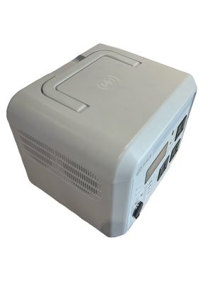 Không có hiệu ứng bộ nhớ 1500W Lượng đầu ra tất cả trong một hệ thống năng lượng mặt trời Trạm điện AC di động với đèn LED Cho RV Cắm trại