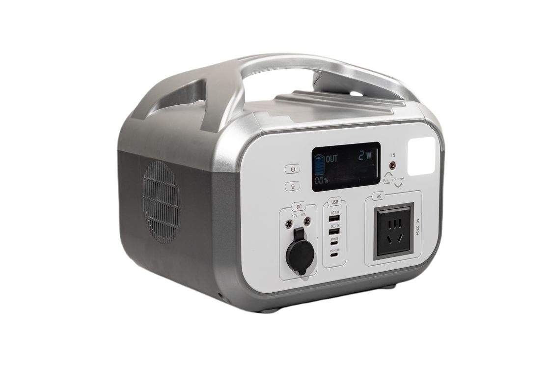 UL / CE được phê duyệt 576Wh AC Output Power Sạc nhanh trong vòng 3 giờ Trạm năng lượng mặt trời di động với đèn LED cho RV